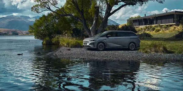 XPENG X9 exterior